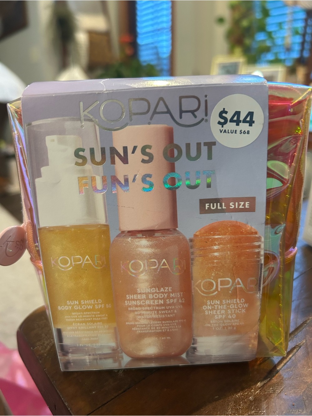 Kopari Peach, Gold & Pink Sun's Out Glow Kit